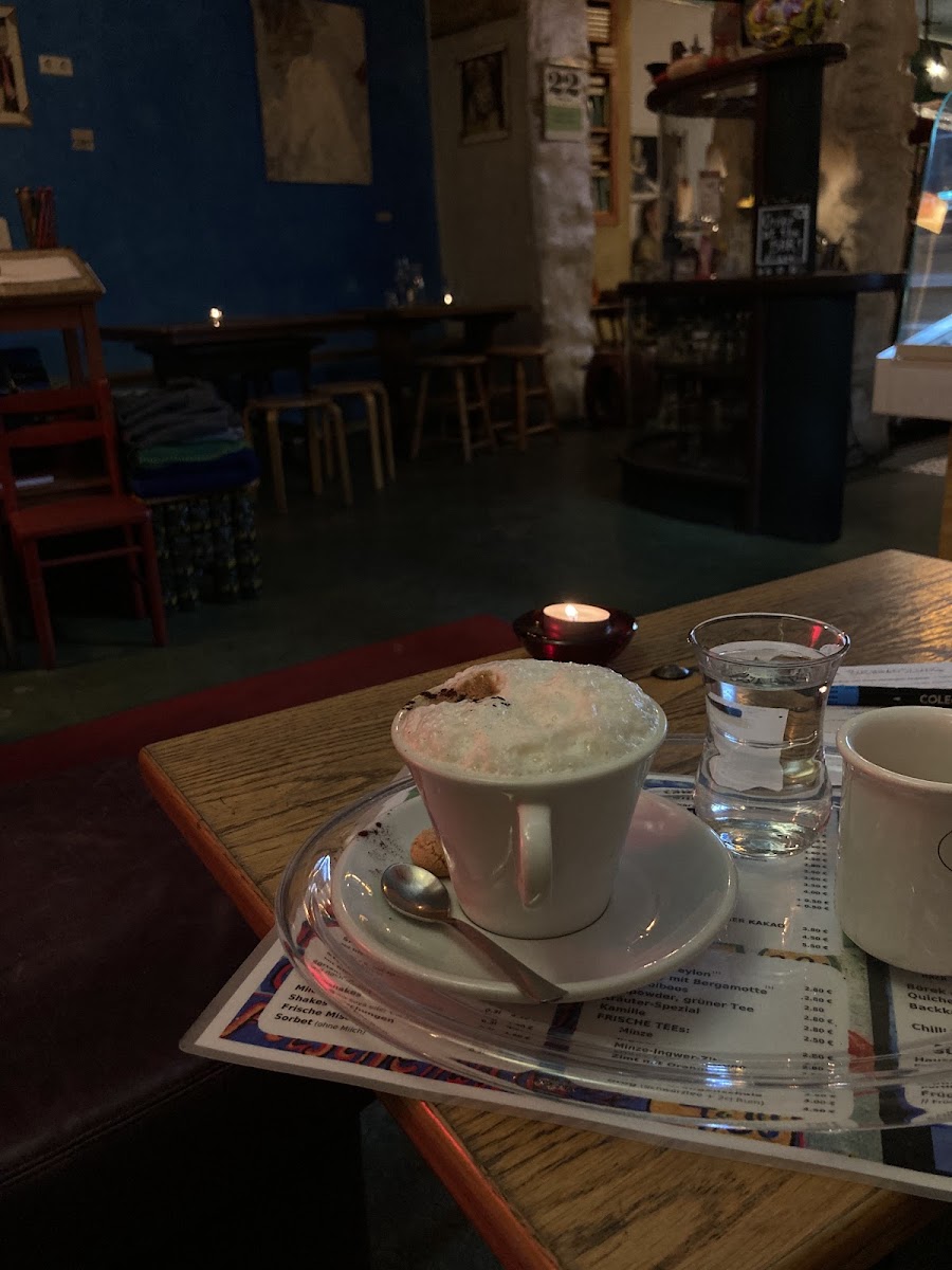 Café Buchhandlung-9